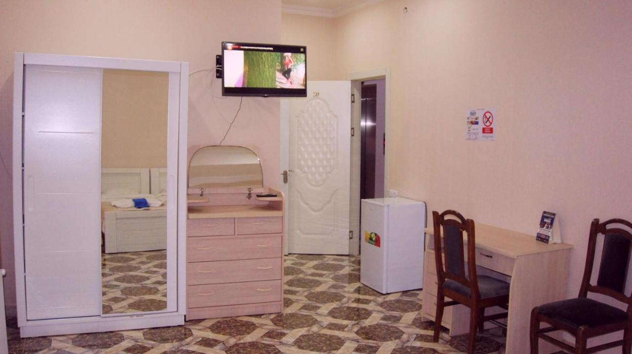 Elite Lux Hotel Тбілісі Екстер'єр фото